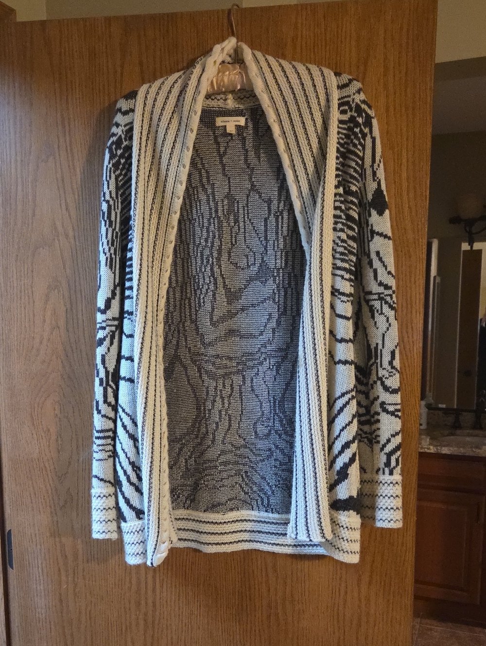UO Open-Front Black and White Patterned Women's Cardigan Sweater